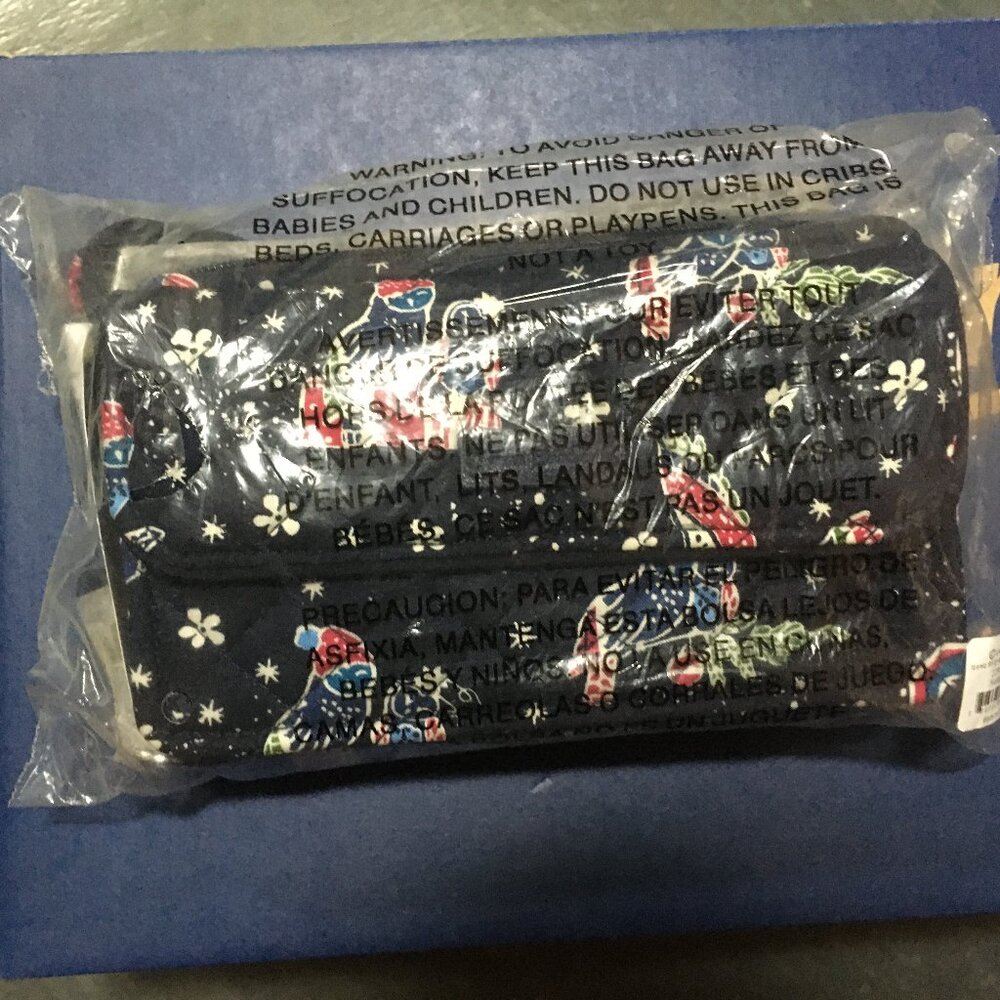 NWT Vera Bradley Iconic RFID All in One Crossbody Holiday Owls